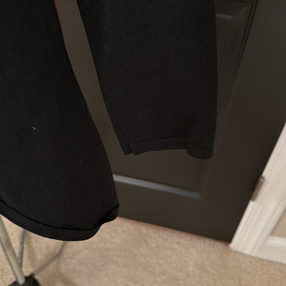 White House Black Market black sweater  size SP - Picture 4 of 8